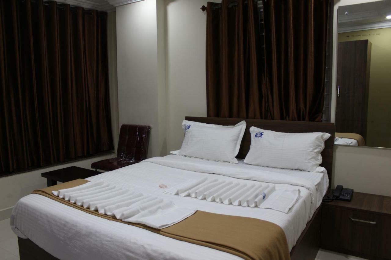 Royal Star Hotels Bangalore Dış mekan fotoğraf