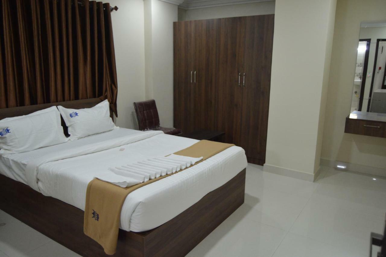 Royal Star Hotels Bangalore Dış mekan fotoğraf